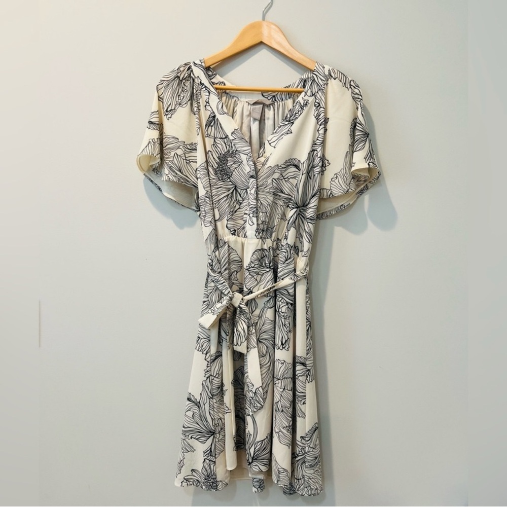 H&M off white/Cream and black floral midi dress size M